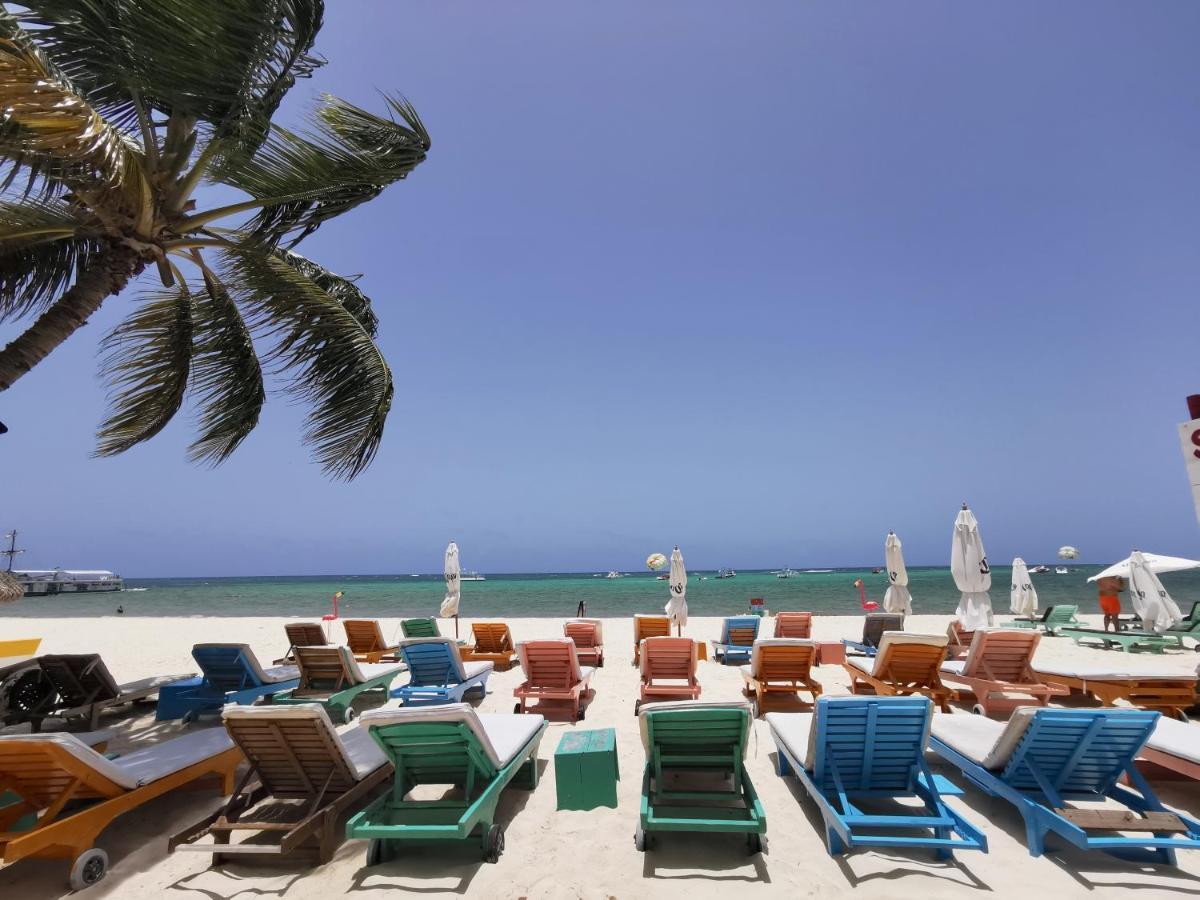 Coral Suites Beach Club & Spa Playa Los Corales Пунта-Кана Экстерьер фото